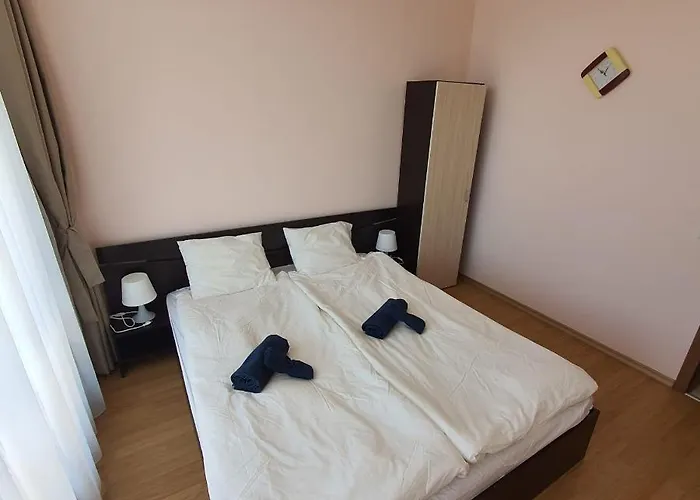 Golf Club - Premium Apartment