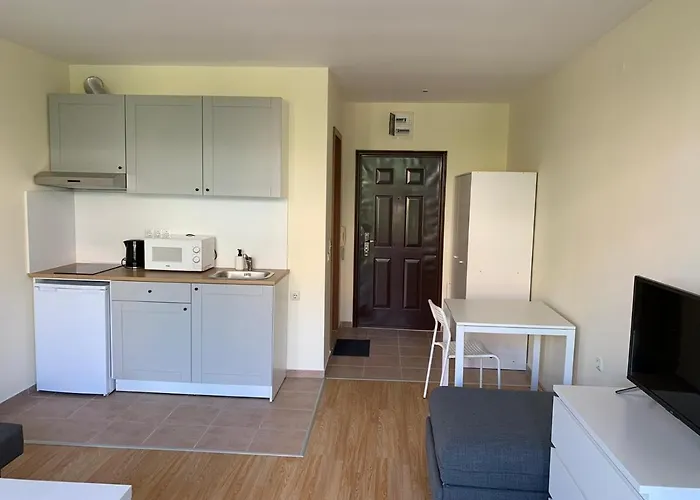 Golf Club - Premium Солнечный берег