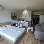 And Orchid Premium Апартаменти Сонячний Берег
