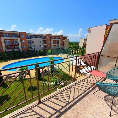 Golf Club And Orchid Garden Premium