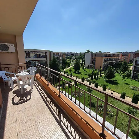 Golf Club - Premium Apartment